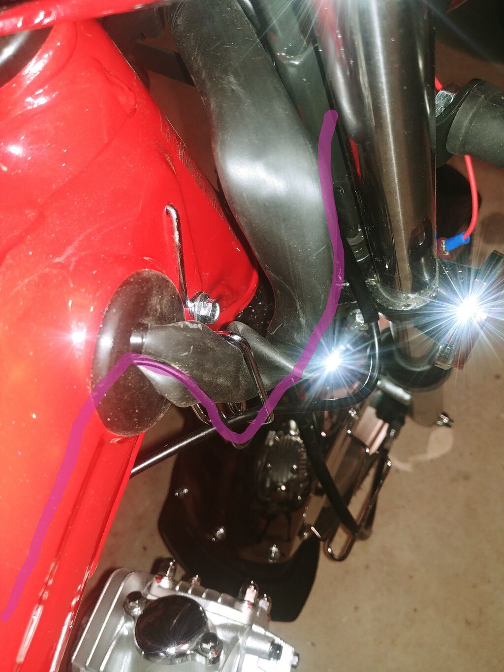 Champion 12V-5V-USB 7.jpg