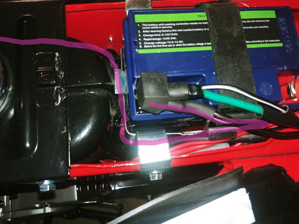 Champion 12V-5V-USB 8.jpg