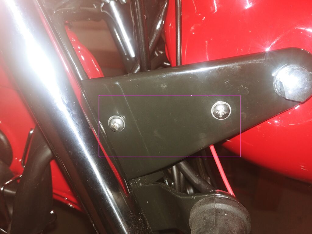 Champion 12V-5V-USB 4.jpg