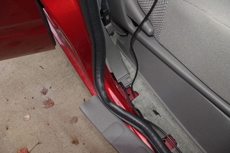 File:Yaesu Install Antenna Cable 5.jpg